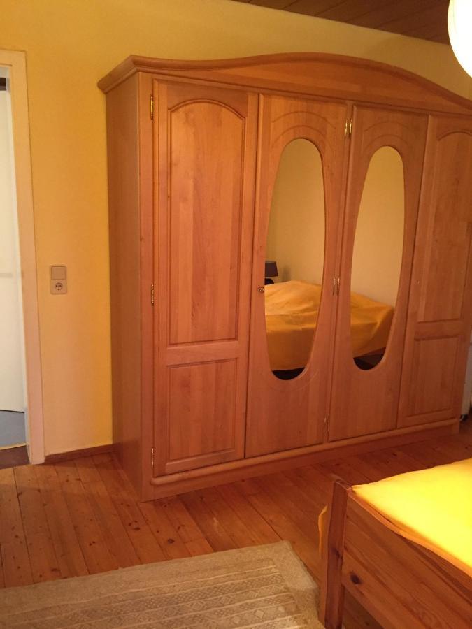 Blaues Haus Apartman Niederdorfelden Kültér fotó