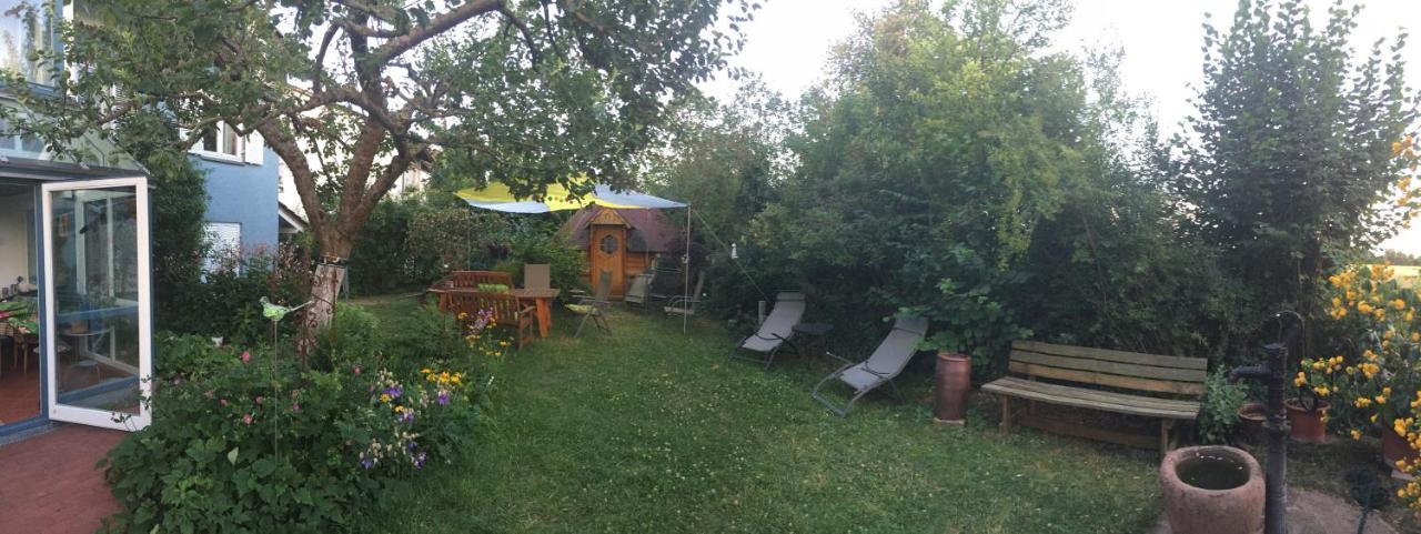 Blaues Haus Apartman Niederdorfelden Kültér fotó