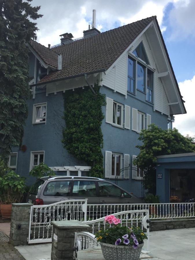 Blaues Haus Apartman Niederdorfelden Kültér fotó