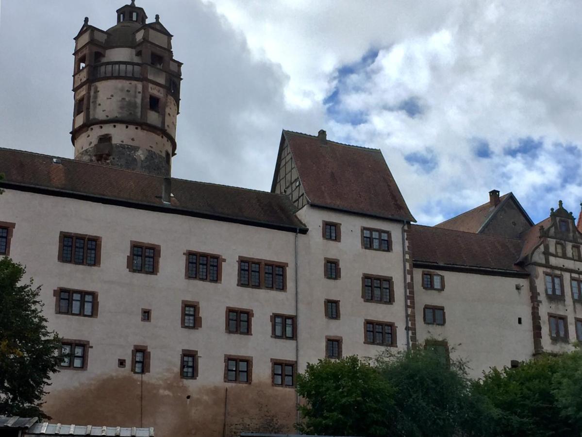 Blaues Haus Apartman Niederdorfelden Kültér fotó